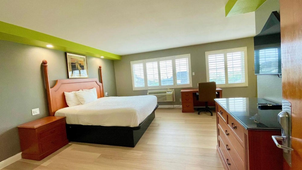 The SeaScape Inn Main image